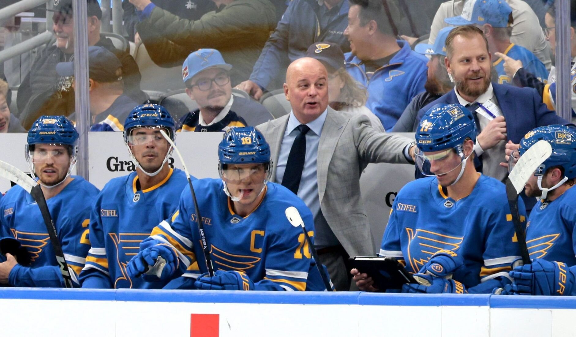 Blues host the Kings